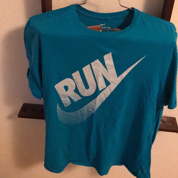 Nike - Picture 4 of 4